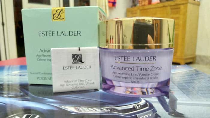 Review ngoại quan hộp kem Estee Lauder Advanced Time Zone Age Reversing Line/Wrinkle Creme SPF 15